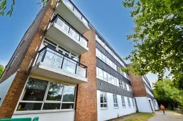 Property for Auction in West Yorkshire - Flat 29 Kirkstall Gate, 101 Commercial Road, Leeds, West Yorkshire LS5 3AD