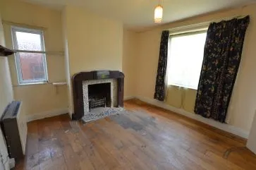Property for Auction in West Yorkshire - 302 Bradford Road, Otley, West Yorkshire LS21 3LT