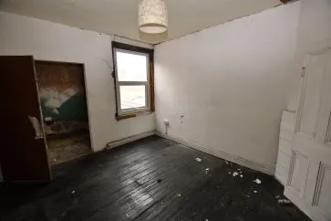 Property for Auction in West Yorkshire - 77 Barnsley Road, South Elmsall, Pontefract, West Yorkshire WF9 2QW