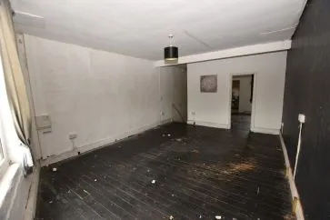 Property for Auction in West Yorkshire - 77 Barnsley Road, South Elmsall, Pontefract, West Yorkshire WF9 2QW