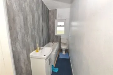 Property for Auction in West Yorkshire - 2 Cliffe Houses, Micklefield, Leeds , West Yorkshire LS25 4BY