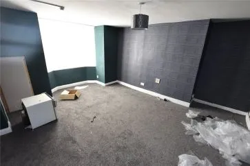 Property for Auction in West Yorkshire - 17/17a Cross Road, Bradford, West Yorkshire BD8 8QN