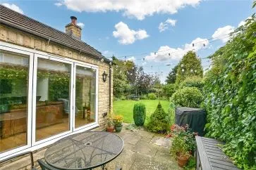 Property for Auction in West Yorkshire - The Hayloft, Pollums Farm, Lumby, South Milford, Leeds, West Yorkshire LS25 5LD