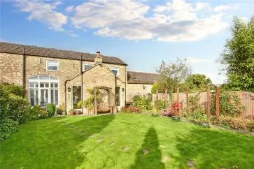 Property for Auction in West Yorkshire - The Hayloft, Pollums Farm, Lumby, South Milford, Leeds, West Yorkshire LS25 5LD
