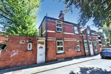 Property for Auction in West Yorkshire - 21 Chapel Lane, Leeds, West Yorkshire LS6 3BW