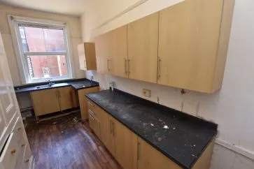 Property for Auction in West Yorkshire - 21 Chapel Lane, Leeds, West Yorkshire LS6 3BW