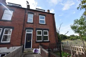 Property for Auction in West Yorkshire - 15 Euston Mount, Leeds, West Yorkshire LS11 0BY