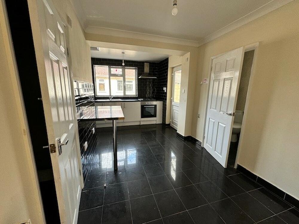71, Mirador Crescent, Slough – Auction Property