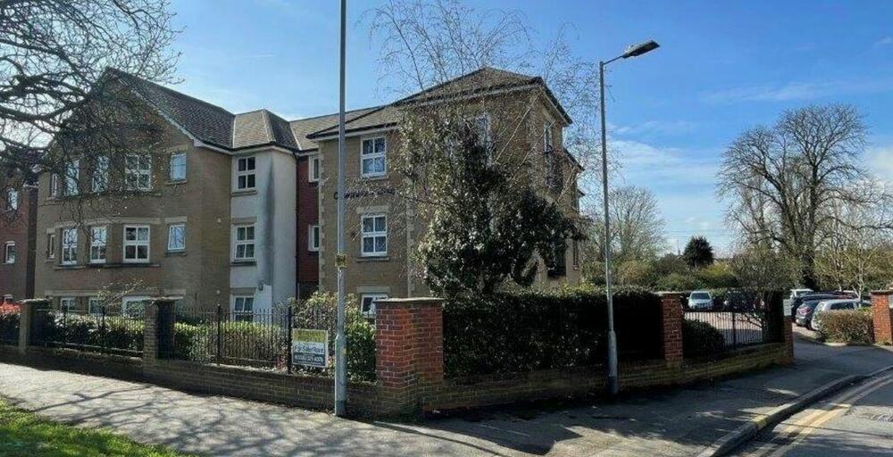 Flat 51, Coachman Court, Rochford – Auction Property