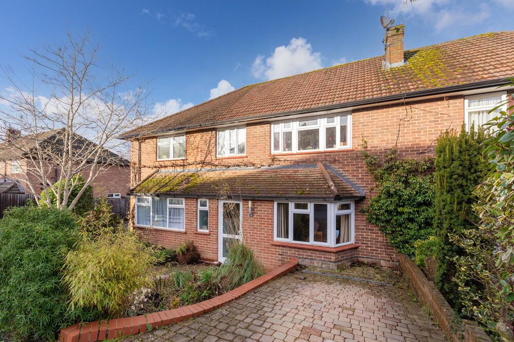 1 Coxborrow Close, Cookham, Maidenhead – Auction Property