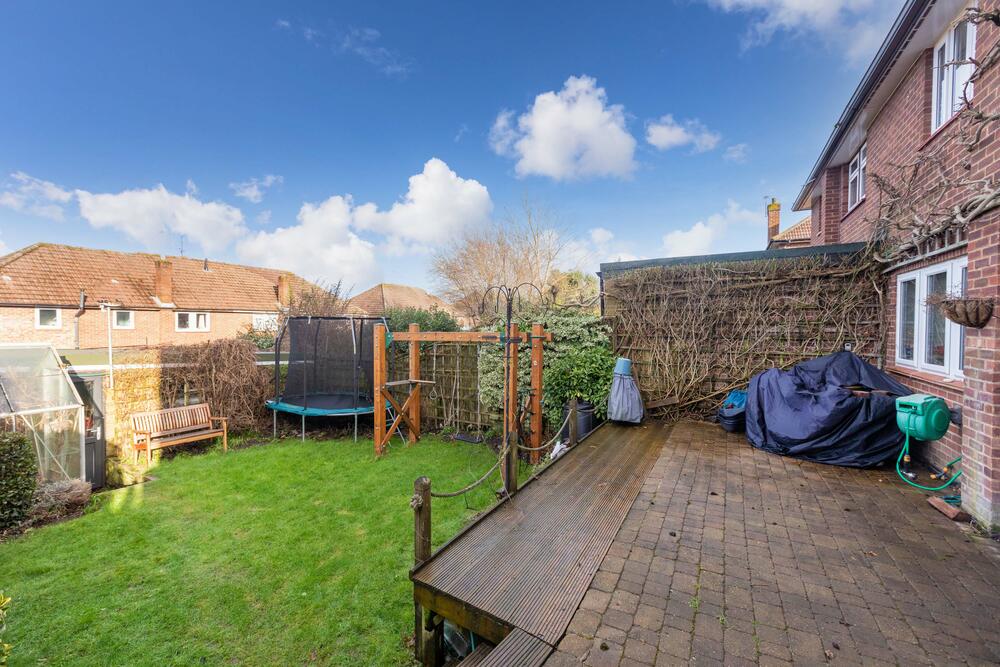 1 Coxborrow Close, Cookham, Maidenhead – Auction Property