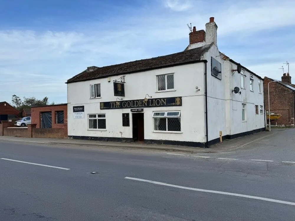 Golden Lion, 73 Seas End Road, Spalding - Auction Property