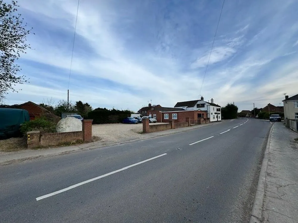 Golden Lion, 73 Seas End Road, Spalding - Auction Property