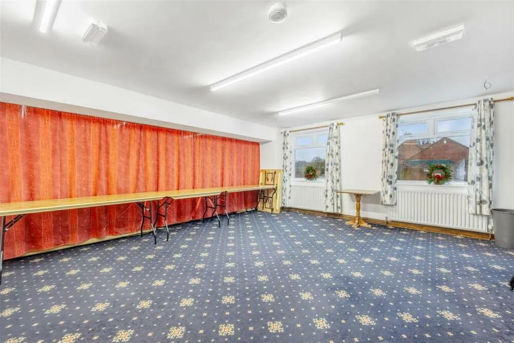 Golden Lion, 73 Seas End Road, Spalding - Auction Property