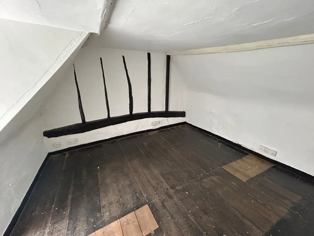 Reed Cottage, Holywell, St. Ives, Cambridgeshire, PE27 4TG - Online Auctions