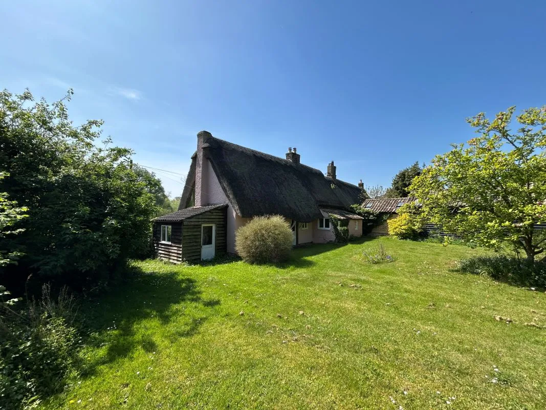Reed Cottage, Holywell, St. Ives, Cambridgeshire, PE27 4TG - Online Auctions
