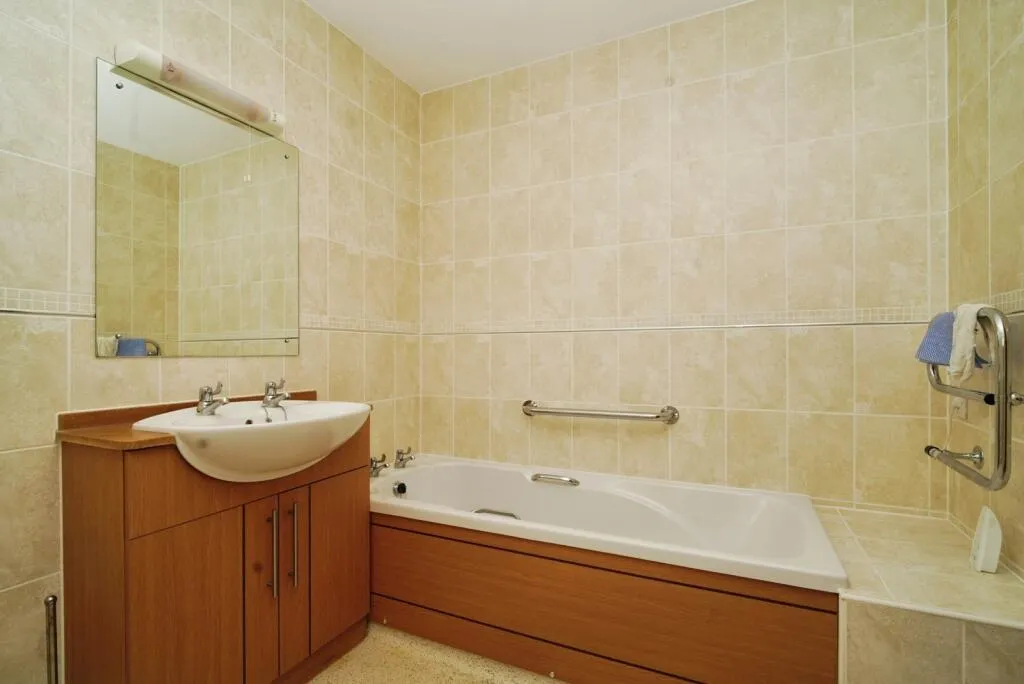1 bed Retirement Property