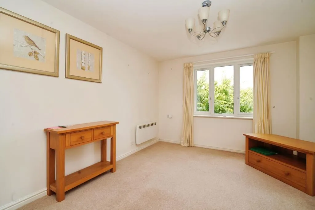 1 bed Retirement Property