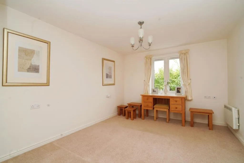 1 bed Retirement Property