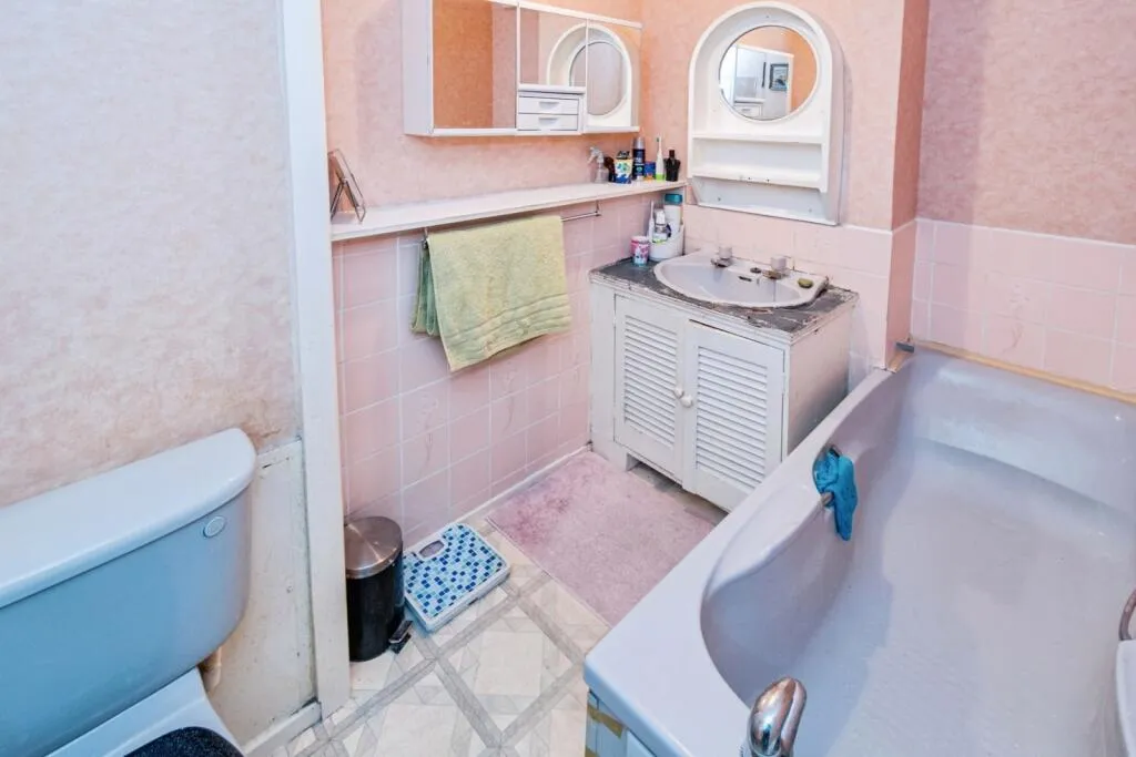 3 bed Maisonette