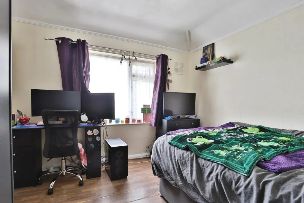 3 bed Semi-Detached