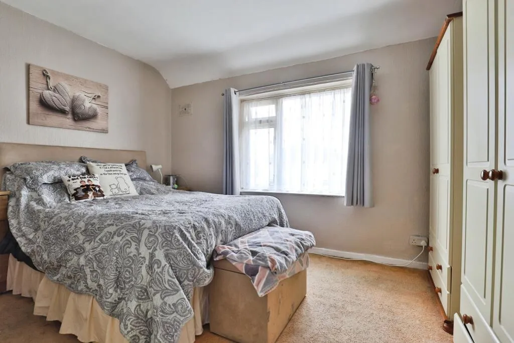 3 bed Semi-Detached