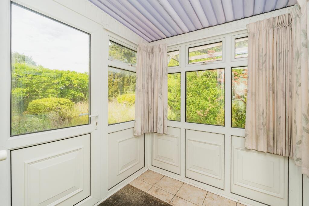 4 bed Detached