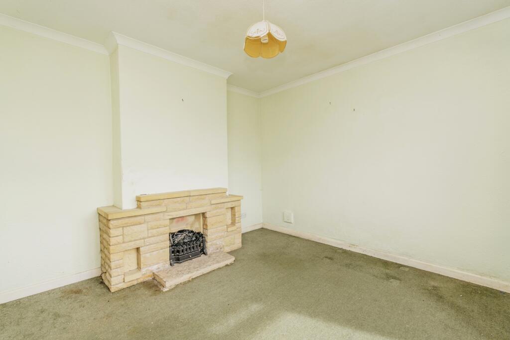 4 bed Detached