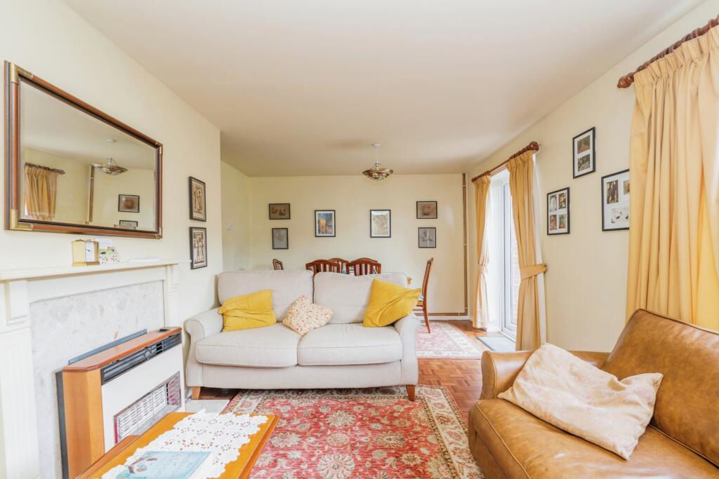 2 bed Terraced