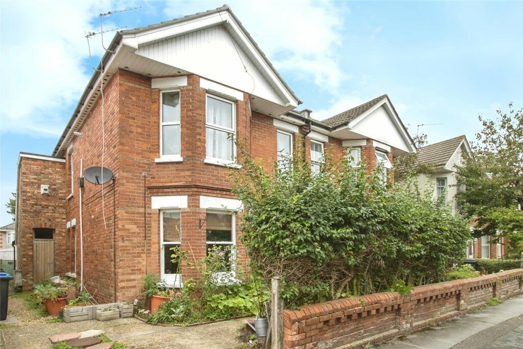 3 bed Apartment