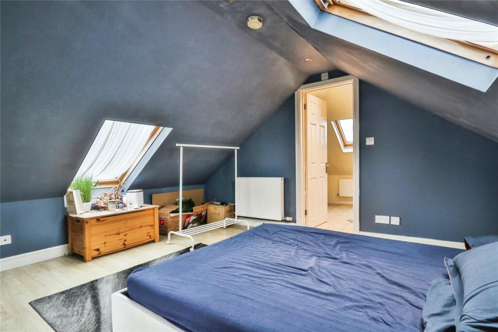 3 bed Apartment