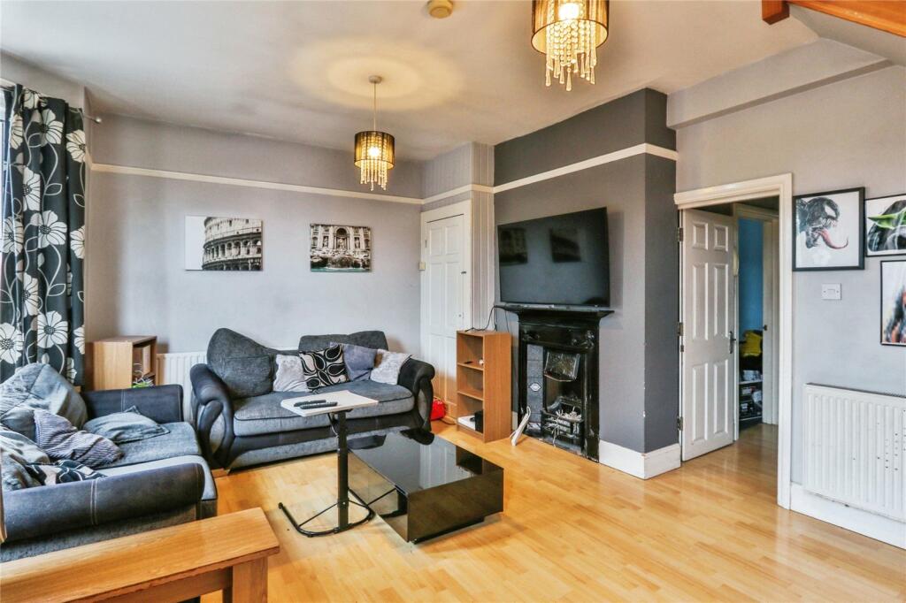 3 bed Apartment