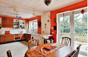 4 bed Detached