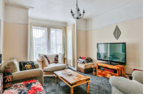 4 bed Detached