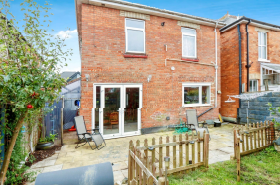 4 bed Detached
