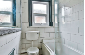 4 bed Detached