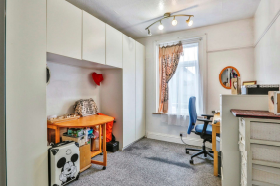 4 bed Detached