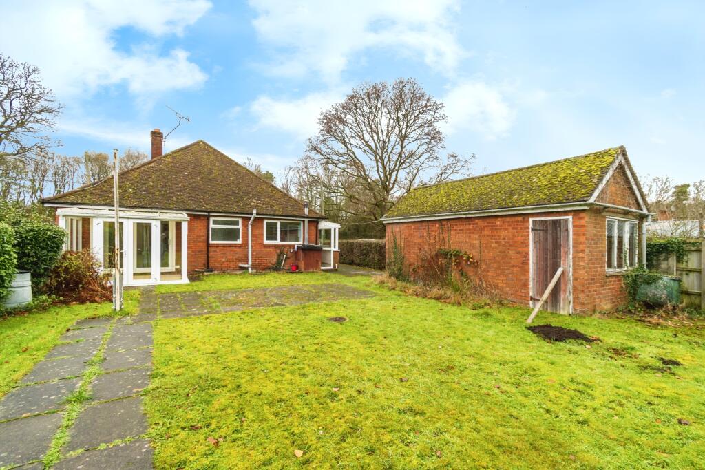 3 bed Detached Bungalow