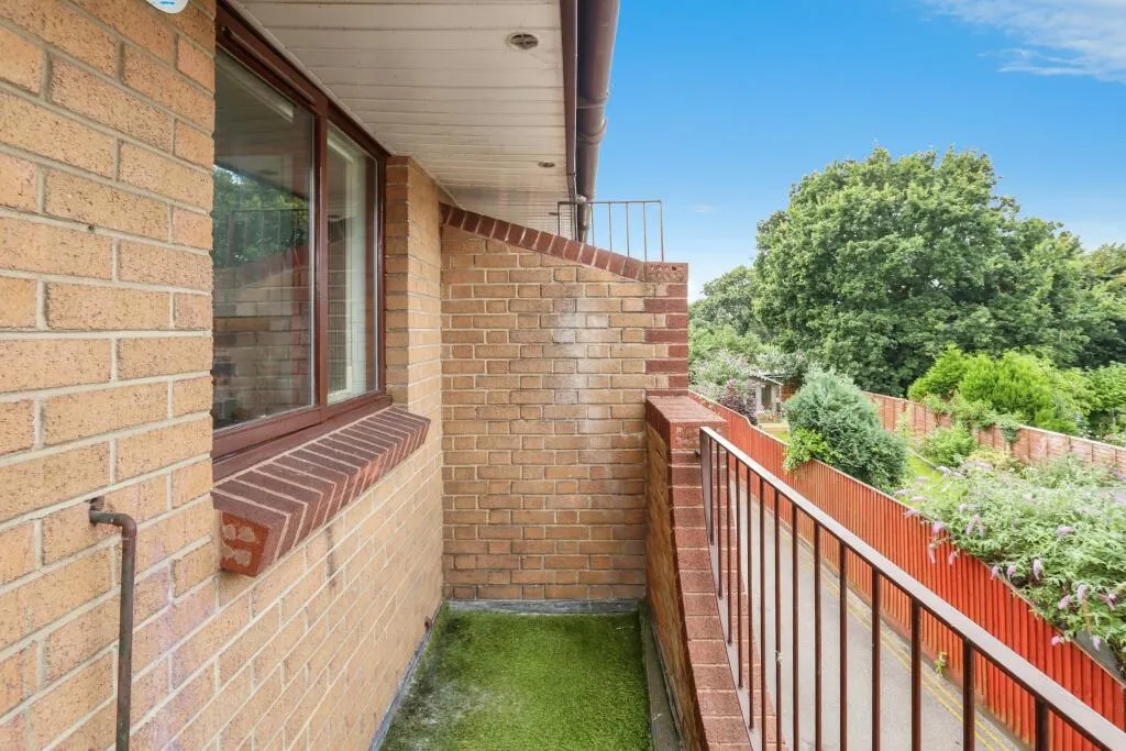 2 bed Apartment