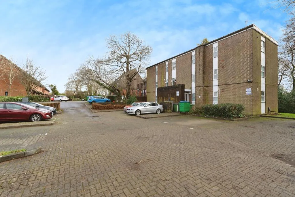 1 bed Apartment
