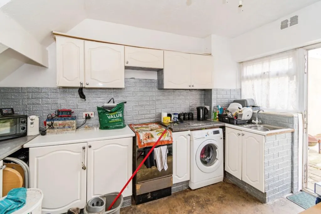 2 bed Terraced