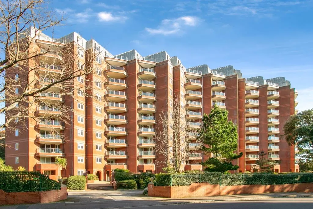 3 bed Apartment