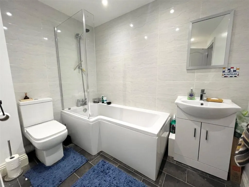 2 bed Apartment