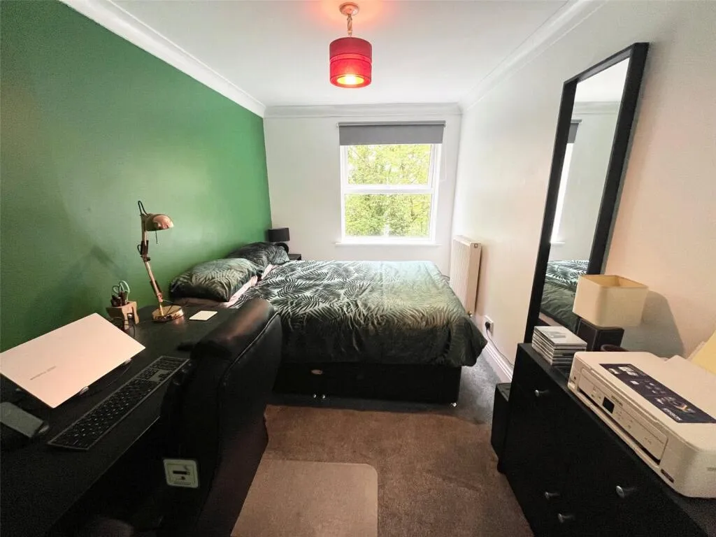 2 bed Apartment