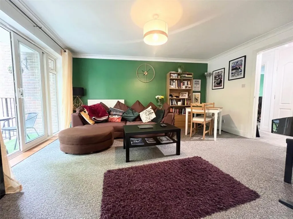 2 bed Apartment
