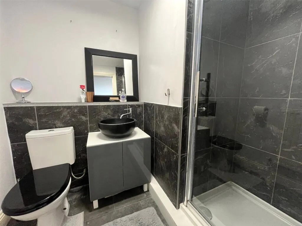 2 bed Apartment