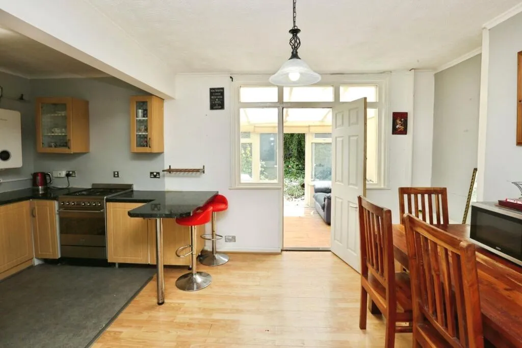 3 bed House