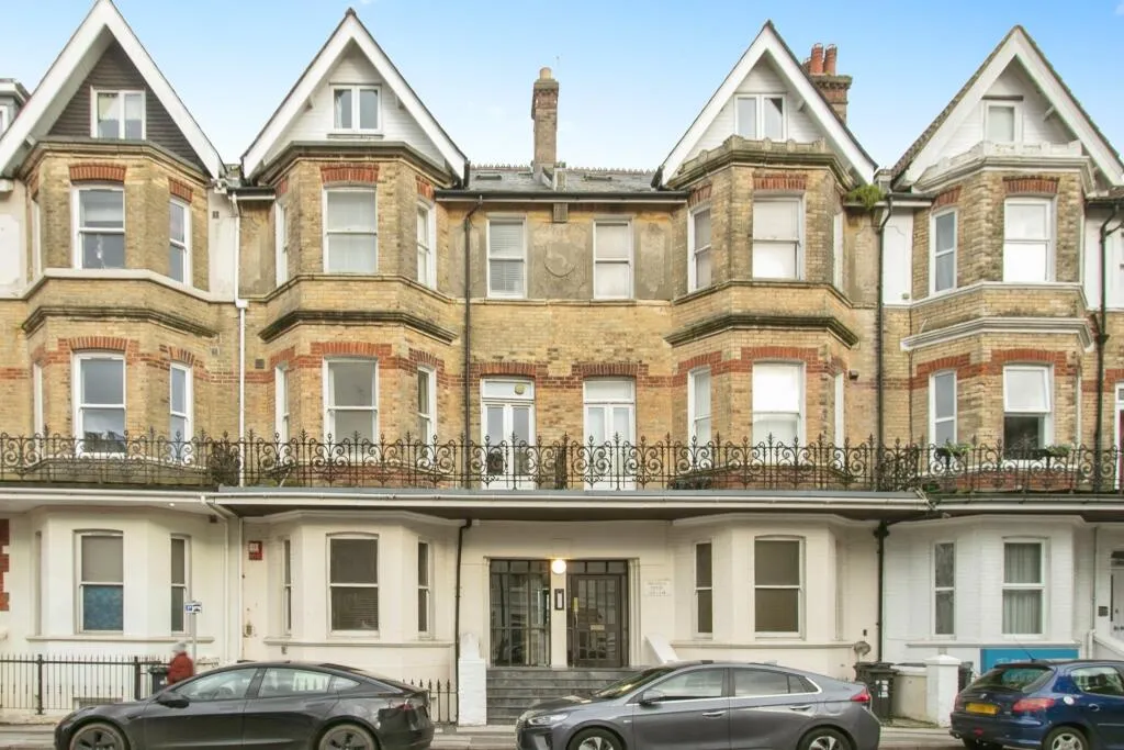 1 bed Block of Apartments
