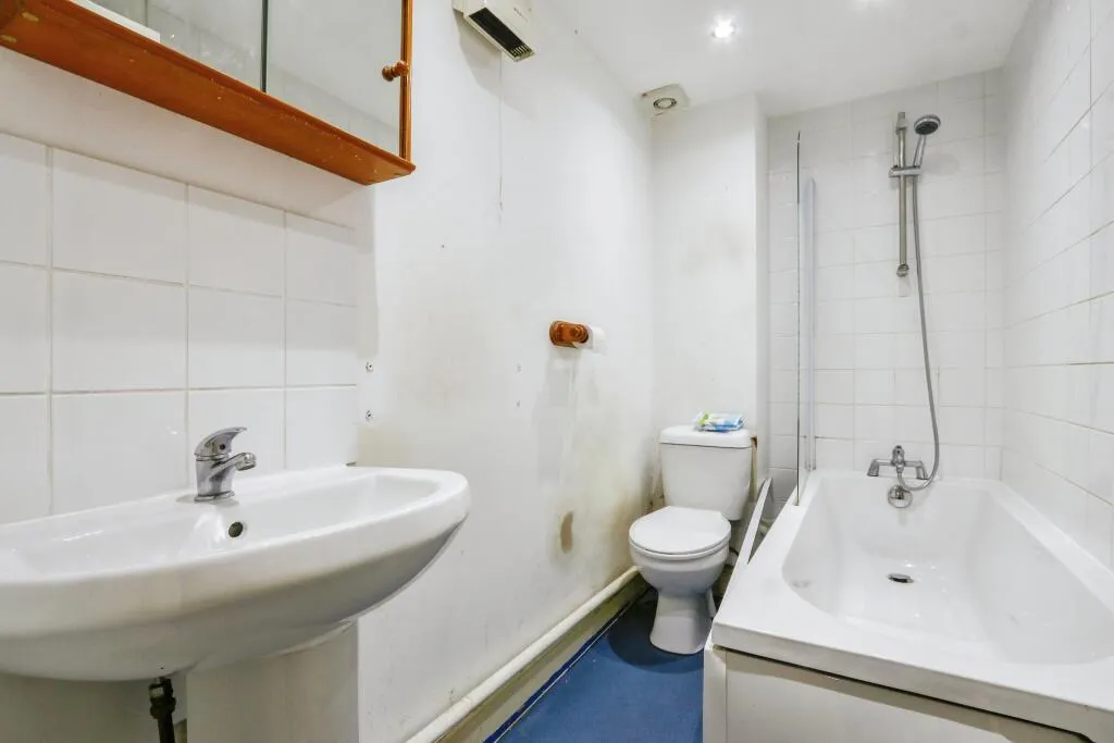 1 bed Block of Apartments