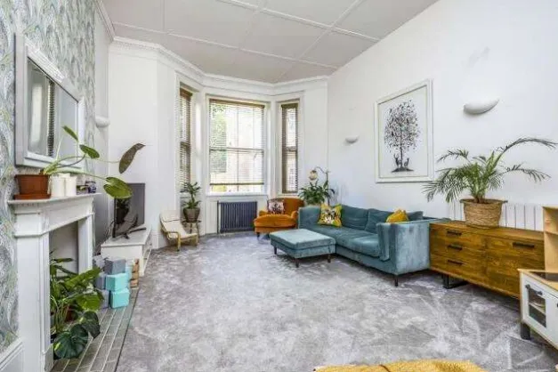 3 bed Block of Apartments